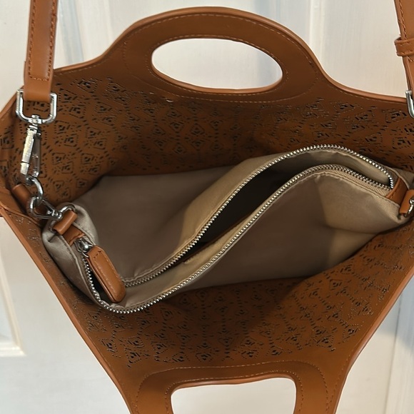 NWOT Women’s Free People Brown Vegan Leather Laser Cut Perforated Crossbody - Picture 7 of 11